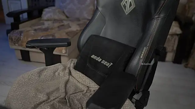 mike0xx live sex cam