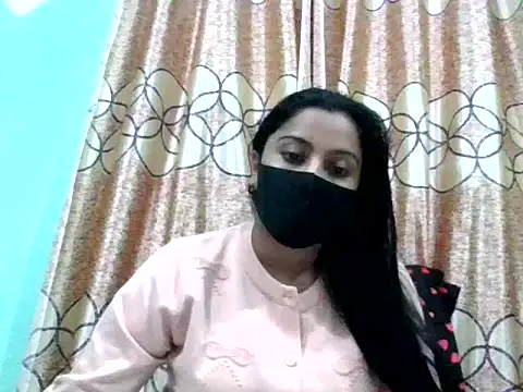 Oporajita_07's cam snapshot