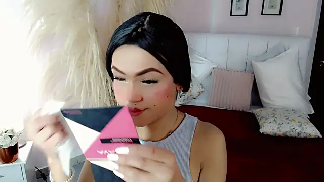 nathalialoes1 live sex cam