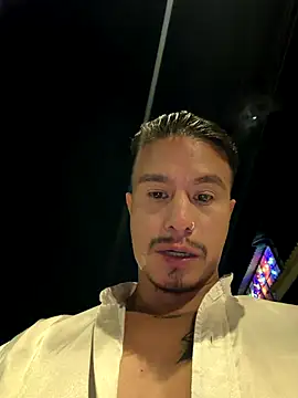 DominickVegas live sex cam