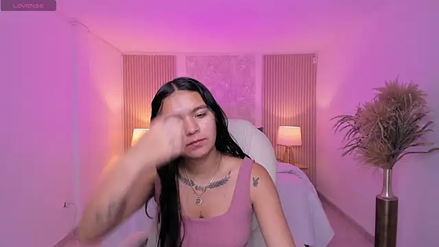 sara_jjones's cam snapshot