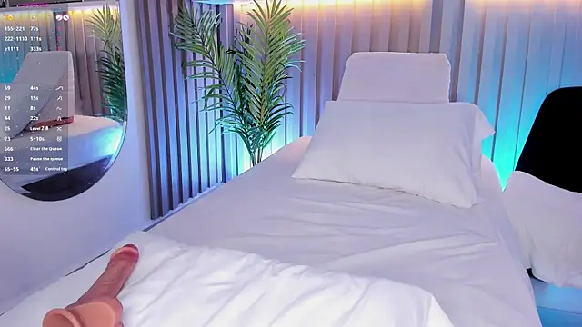 dahianthompson live sex cam