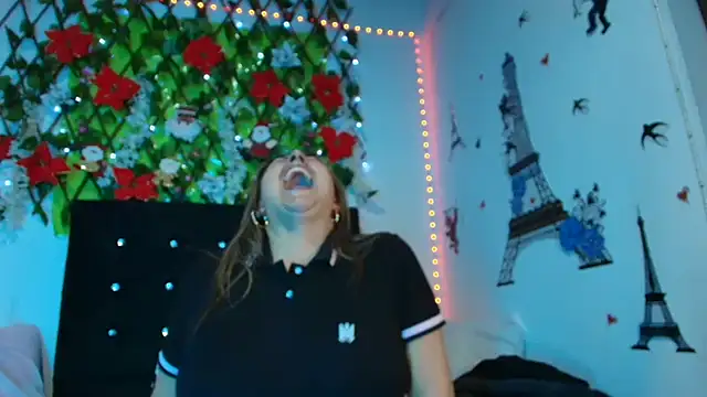 any_mour's cam snapshot