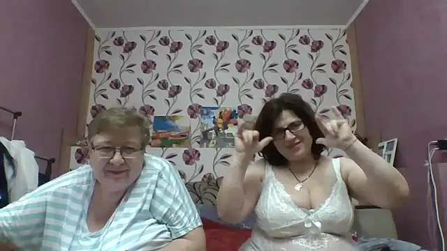 Lena_Gaby live sex cam