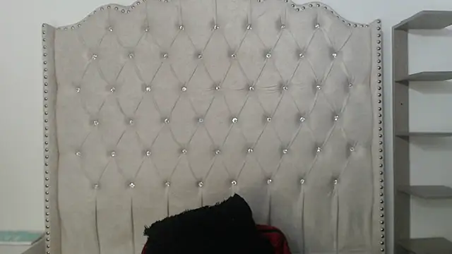 Abril_Squirt's cam snapshot