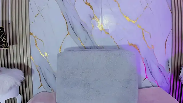 sharon_greey's cam snapshot