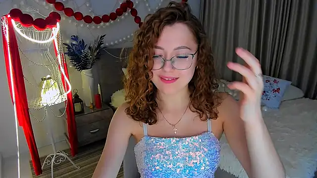 SereneFlame's cam snapshot