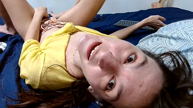 Sonyasays's cam snapshot