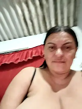 Horny-Mommy-Dirty's cam snapshot