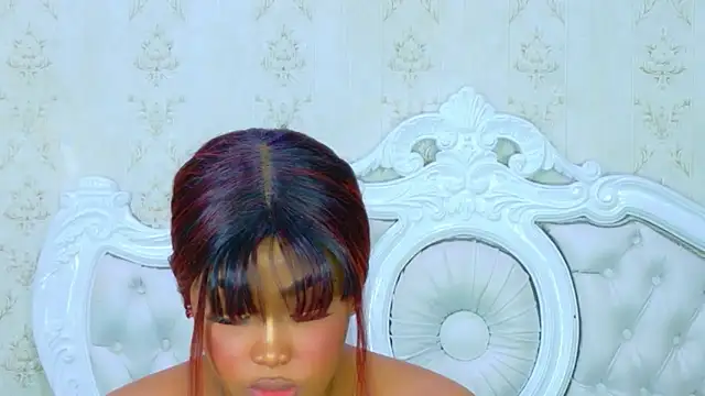 TianahGlow's cam snapshot