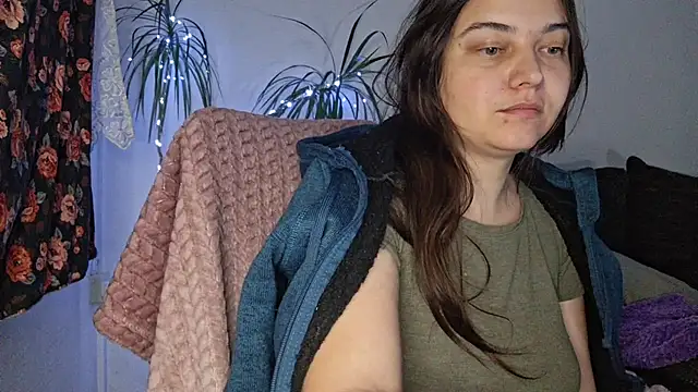 Cyndee_Winter live sex cam
