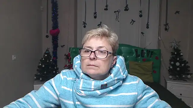 EmiliaGree's cam snapshot