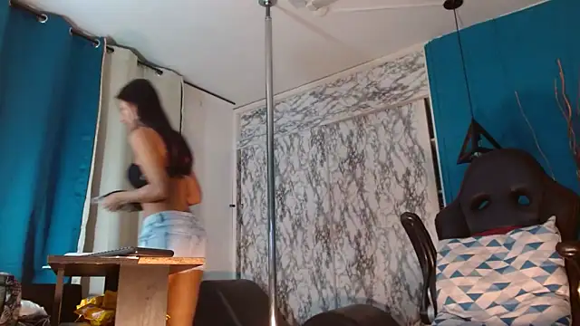 hanna_mooreee's cam snapshot