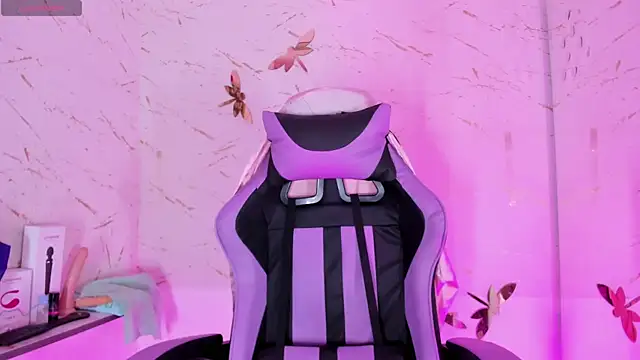 Natasha-Adams's cam snapshot