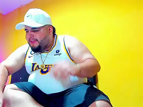 gainer_chubby_hot's cam snapshot