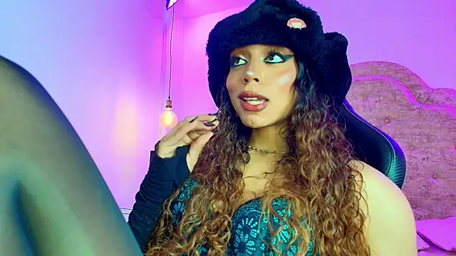 Zahara1's cam snapshot