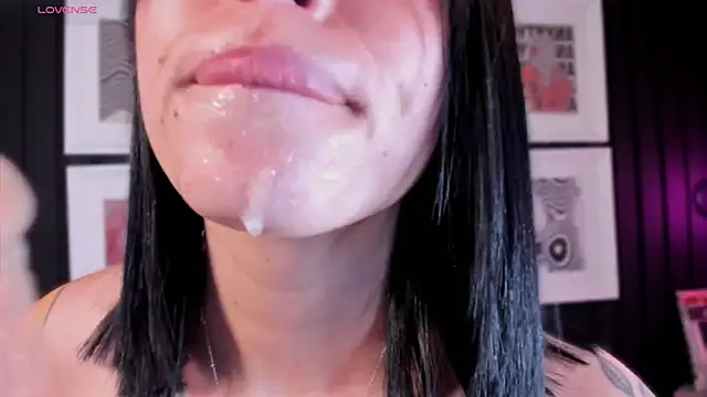 leslie_thompson's cam snapshot