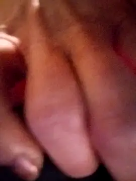 eatmeplease44's cam snapshot