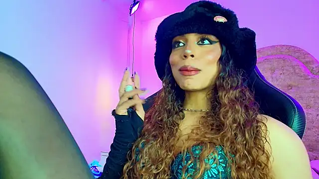 Zahara1's cam snapshot