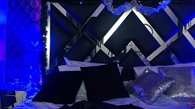 victoriaa_lee_'s cam snapshot