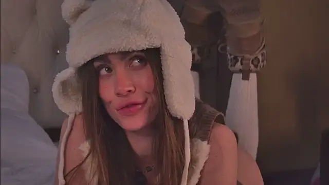 Amanda_River's cam snapshot