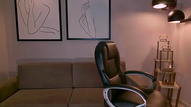 AgathaKondo_'s cam snapshot