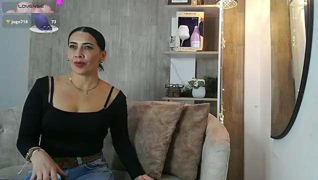 cortney_tayler's cam snapshot