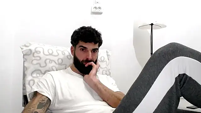 Verycutex's cam snapshot