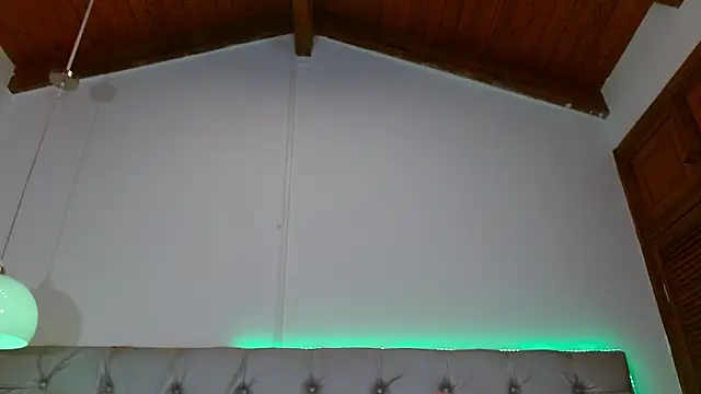 MelodyMansson's cam snapshot