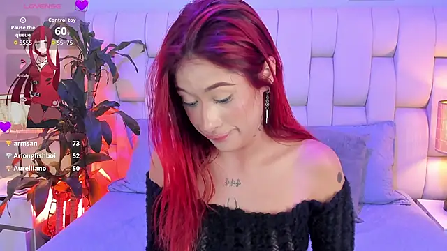 SkinnyFoxy's cam snapshot