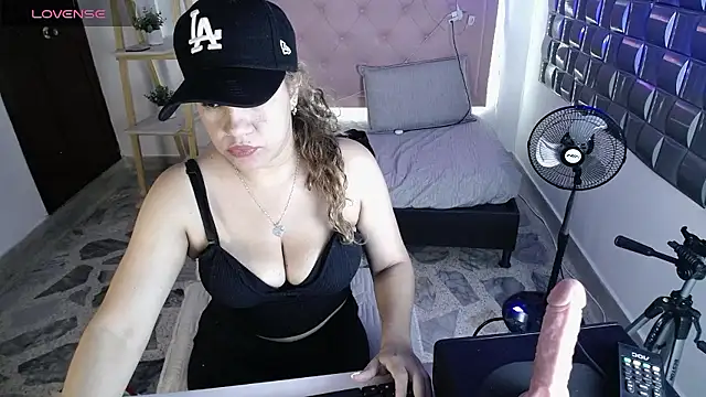 Dulce__Lovee's cam snapshot