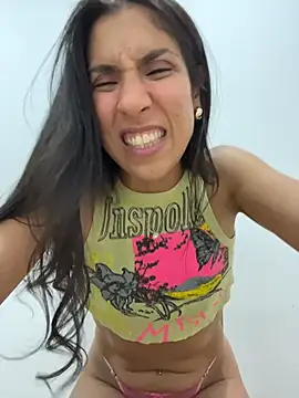 MaddyX__'s cam snapshot