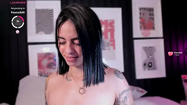 leslie_thompson's cam snapshot