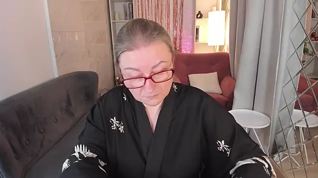 AlexandraKind's cam snapshot