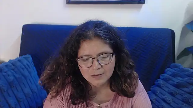 Linda_banks_'s cam snapshot