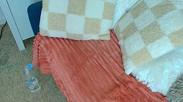 BigAssAnisia's cam snapshot