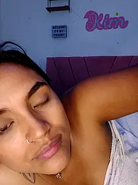 victoria_roussee live sex cam