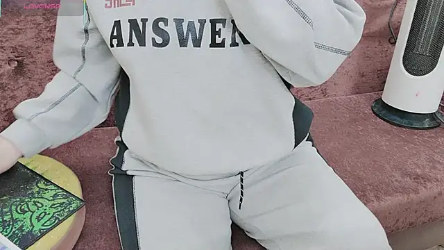 Sophie_Secret's cam snapshot