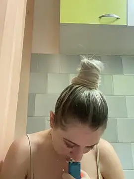 MissGinax's cam snapshot