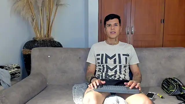 jamesinked_ live sex cam