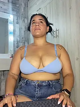 Violetrousse's cam snapshot