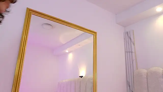 Juliabadlee live sex cam