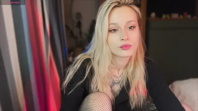 aviva_faith's cam snapshot