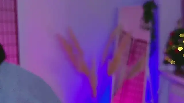 GentleMusee's cam snapshot