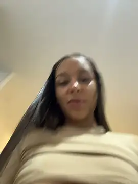 Brunettecollins05 live sex cam