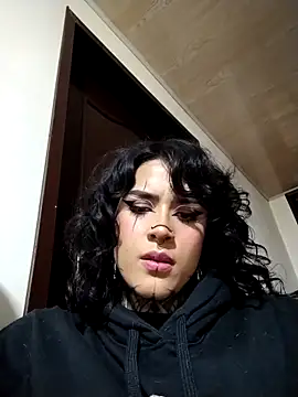 taaylor33 live sex cam