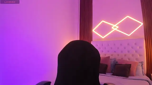 ZamabyCrucie live sex cam