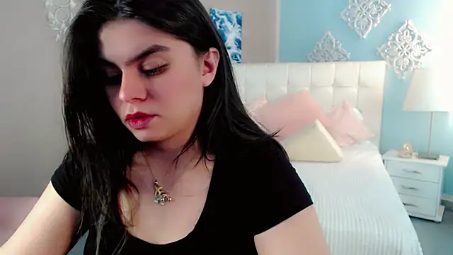 _Maddison_Ivanova_ live sex cam