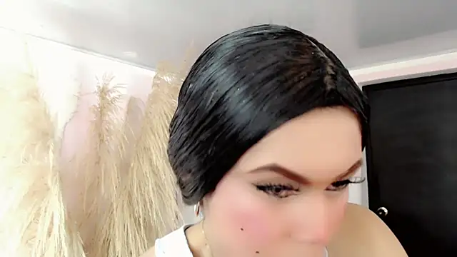 nathalialoes1 live sex cam