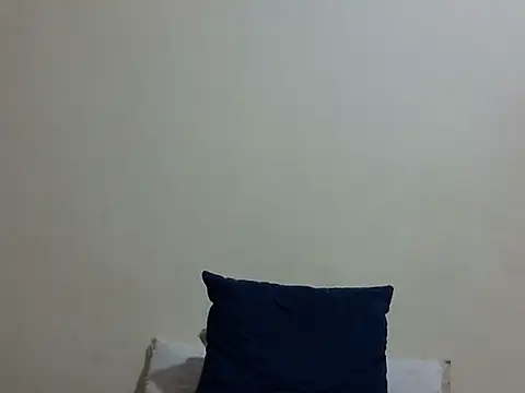 SPRING_CHICKEN's cam snapshot